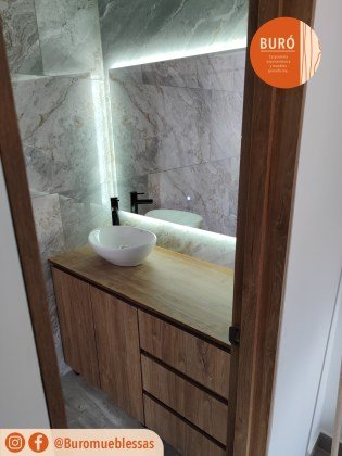 Mueble de baño mixo a piso 2.jpg